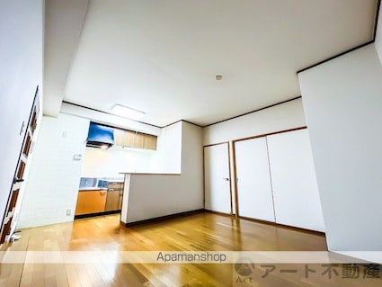 シャルマンコーポ土居[3LDK/66m2]のリビング・居間