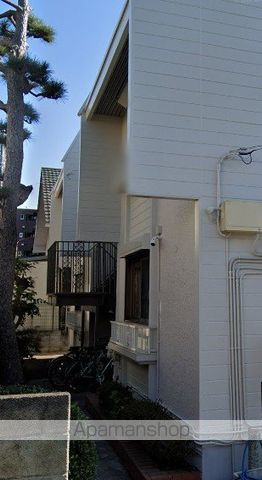 ルネ松洋の玄関写真
