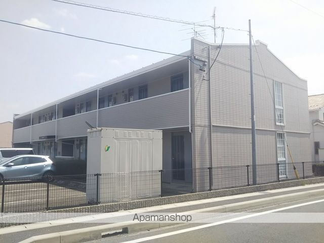レオパレスチェリーラインの外観写真