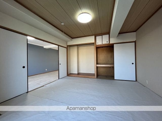 フラット新屋敷の内装写真