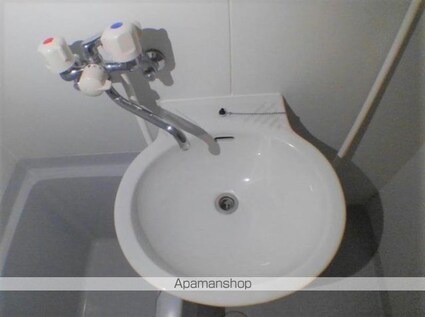 レオパレススカイ[1K/23.18m2]の玄関