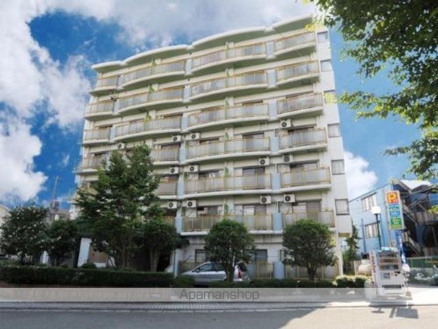 ゴールデン東海の外観写真
