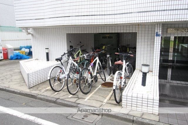 スカイコート新宿落合第4の外観写真