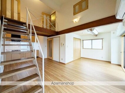 シルヴァン中原[4LDK/100.02m2]のリビング・居間