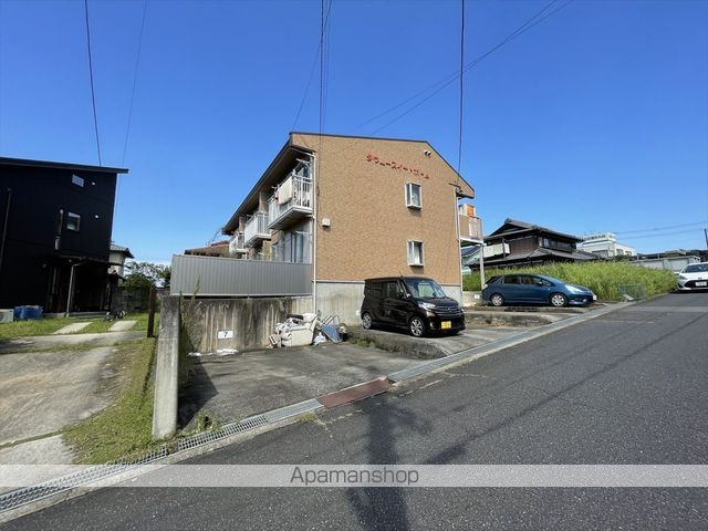 タウニースイートホームの外観写真