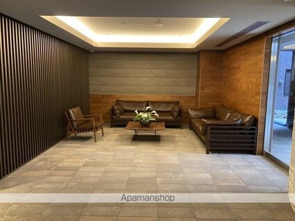 神奈川県横浜市青葉区美しが丘５丁目[2SLDK/65.04m2]のロビー