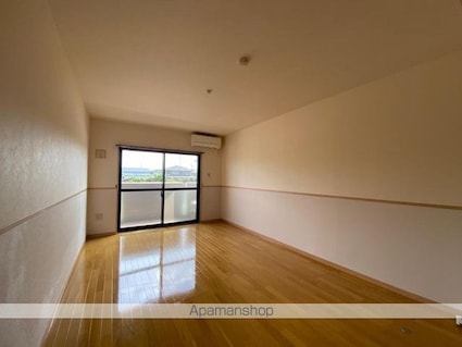 マリベールＹＵＭＥ[1K/32.16m2]のリビング・居間