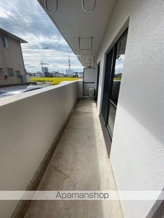 サン・セイント・リヴィア[2LDK/68m2]のバルコニー