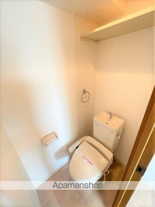 和歌山県和歌山市新中通２丁目[1K/33.89m2]のトイレ