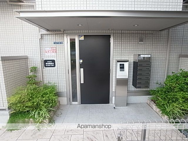 CLOCHETTE立花の玄関写真