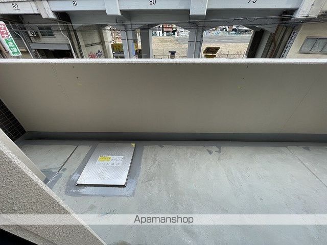 シャテーニュ上本町の内装写真