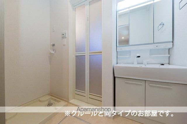 サンシャイン宮の下の内装写真