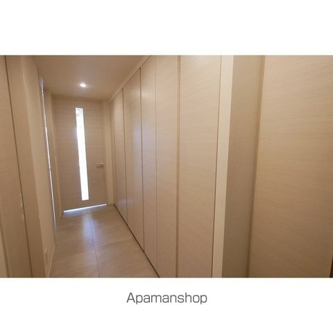 コンフォリア新宿イーストサイドタワーの内装写真