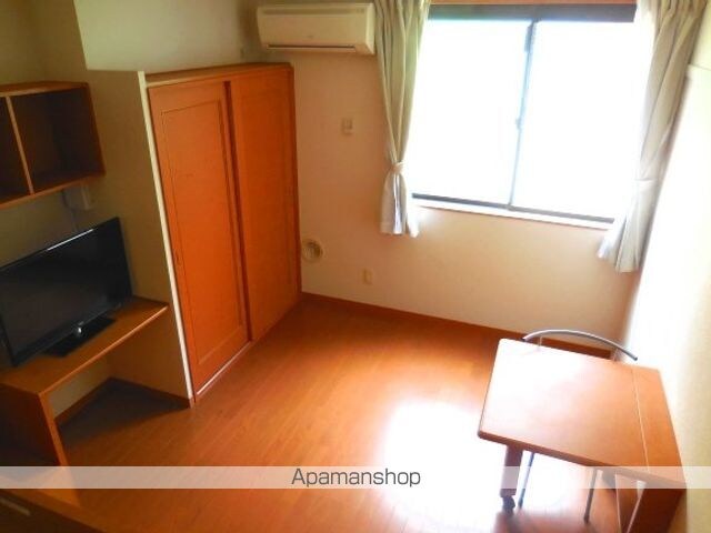 レオパレスクレスト宮前[1K/23.61m2]のバス