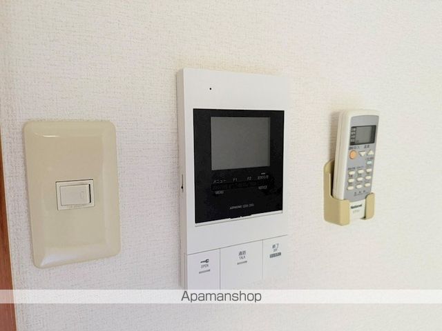 ロイヤルコート西賀茂の内装写真