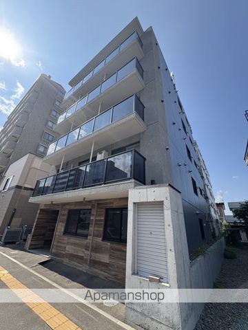 カレラ伏見の外観写真