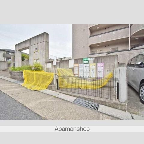 フォンティーヌ徳重の内装写真