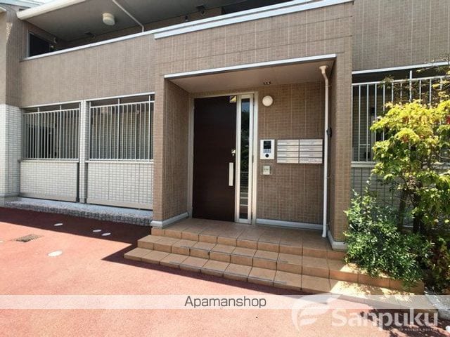 リュクレールAの玄関写真