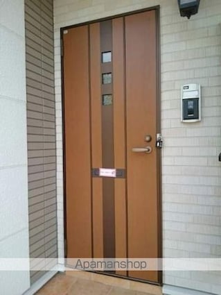 ジュネス・ＹＫ　Ｂ[1LDK/45.89m2]のエントランス