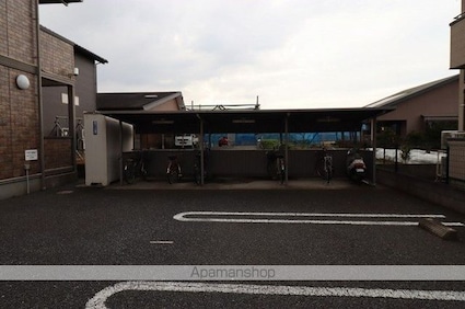 ロイヤルコート[1K/29.9m2]のロビー1