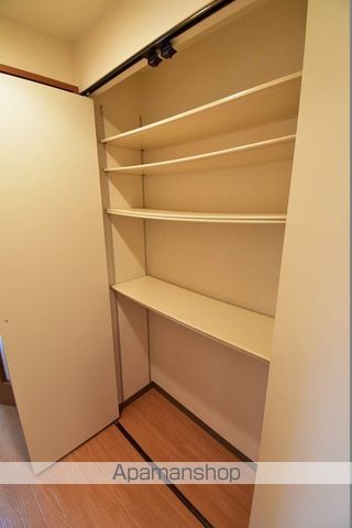 フラット南平岸の内装写真
