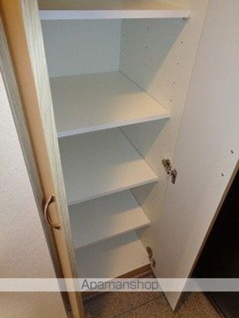 ルーブル三軒茶屋伍番館[1K/25.52m2]の内装3