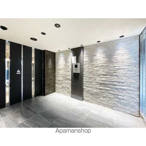 SーRESIDENCE鶴舞IIの玄関写真