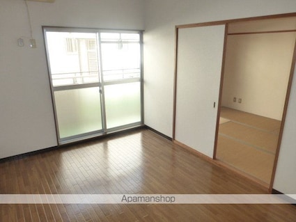 滋賀県甲賀市水口町貴生川２丁目[1LDK/48.5m2]のリビング・居間