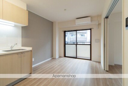 ＮＪＫ　ＭＡＲＱＵＩＳ　ＫＯＩＳＨＩＫＡＷＡ[3DK/65.65m2]のリビング・居間