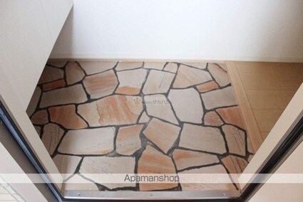 ヴィラ　ナカミチ[2DK/55.44m2]の玄関