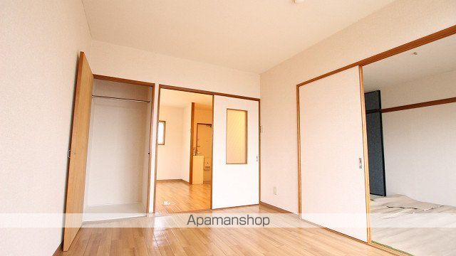 ファーストグリーン Aの内装写真
