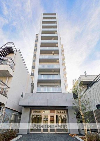 Nステージ本蓮沼の玄関写真