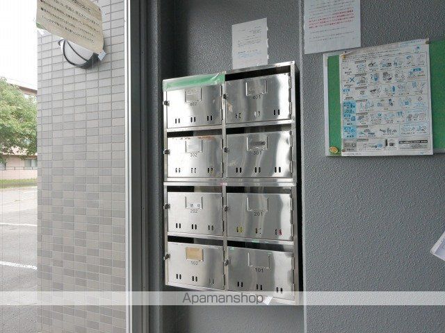 パークハイツEの玄関写真