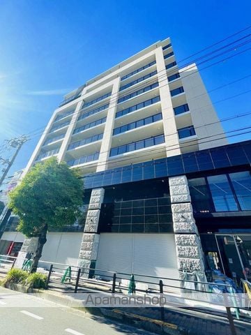 AMKレフィナード中宮の外観写真