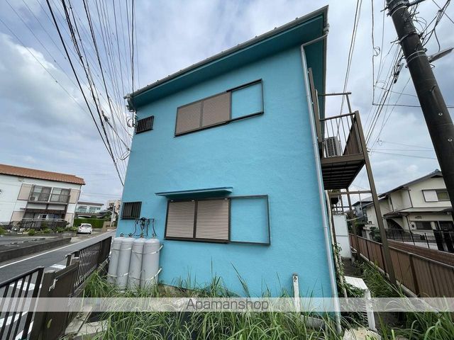 ファミール酒井の外観写真