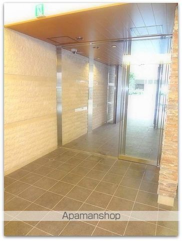 レジュールアッシュ南堀江の玄関写真