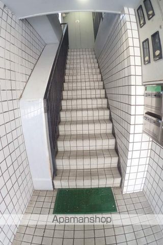 メゾンシェレナの玄関写真