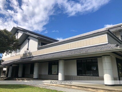 グランフォレスト[1LDK/57.96m2]の周辺8