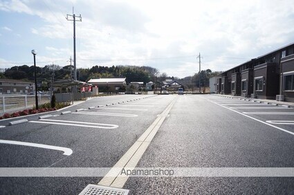 エルシオンⅢ[1LDK/49.1m2]の駐車場2