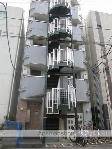 元町グローブビルの玄関写真