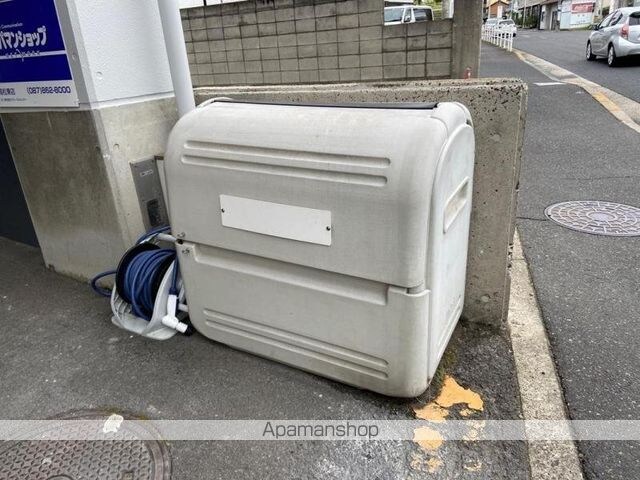 香川県高松市屋島西町[1K/23m2]の共用部2