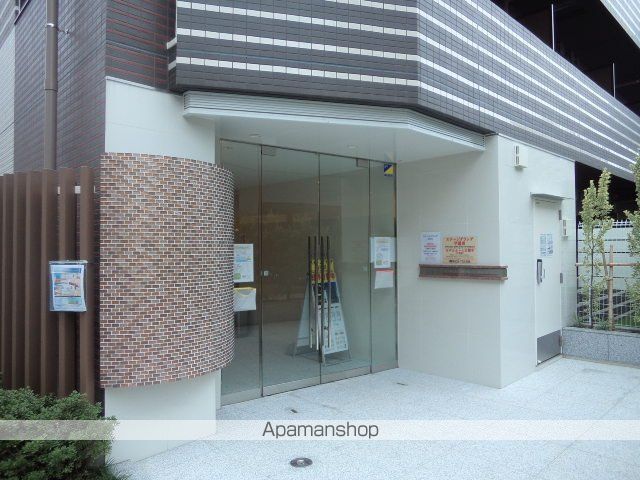 ステージグランデ早稲田の玄関写真