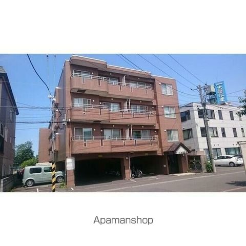 メープル桑園駅の外観写真