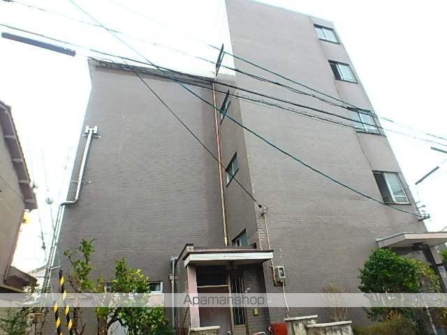 西本マンションの外観写真