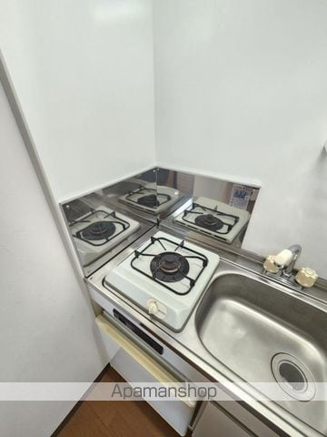 ハイツシャレード西館の内装写真