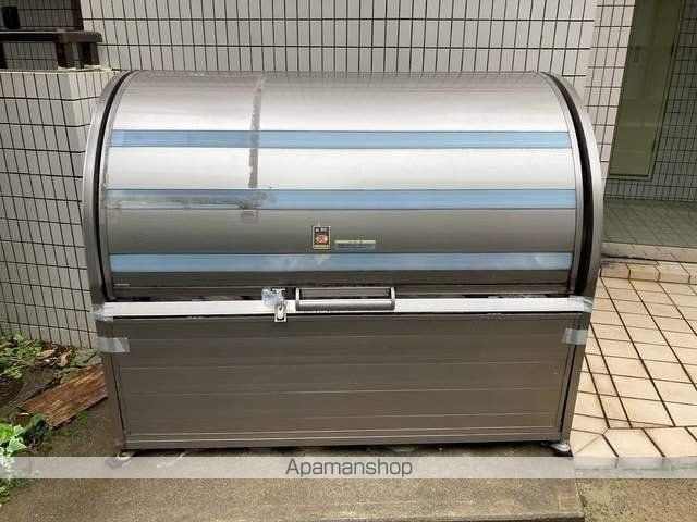 グランドール関根の外観写真