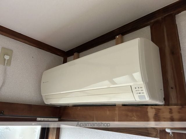 大井東台貸家の内装写真
