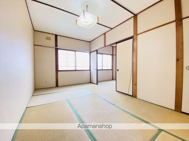 春日マンションの内装写真