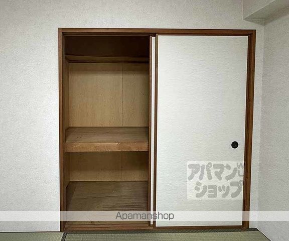 ライオンズマンション二条城東の内装写真