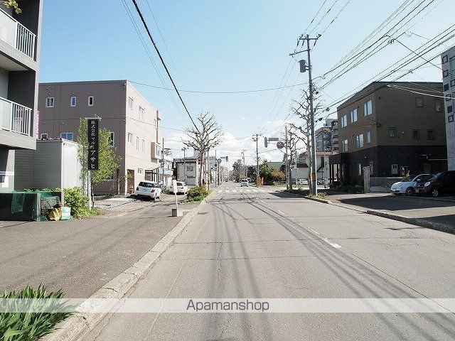 ミルフィオーレ学園前の周辺写真